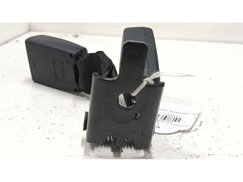 Recambio de anclaje cinturon trasero derecho para bmw x5 (e53) 3.0 d referencia OEM IAM   