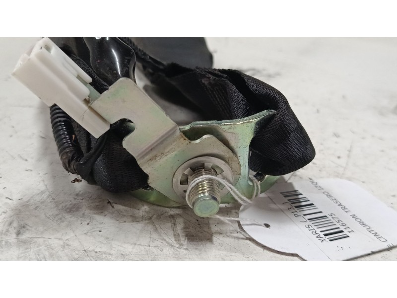 Recambio de anclaje cinturon trasero izquierdo para toyota yaris (_p13_) 1.5 (nsp131_) referencia OEM IAM   