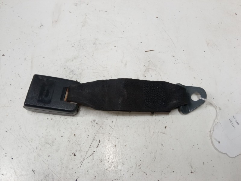 Recambio de anclaje cinturon trasero izquierdo para peugeot 206+ (2l_, 2m_) 1.4 hdi eco 70 referencia OEM IAM   