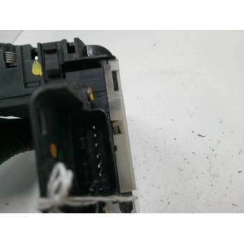 CERRADURA PUERTA DELANTERA IZQUIERDA 