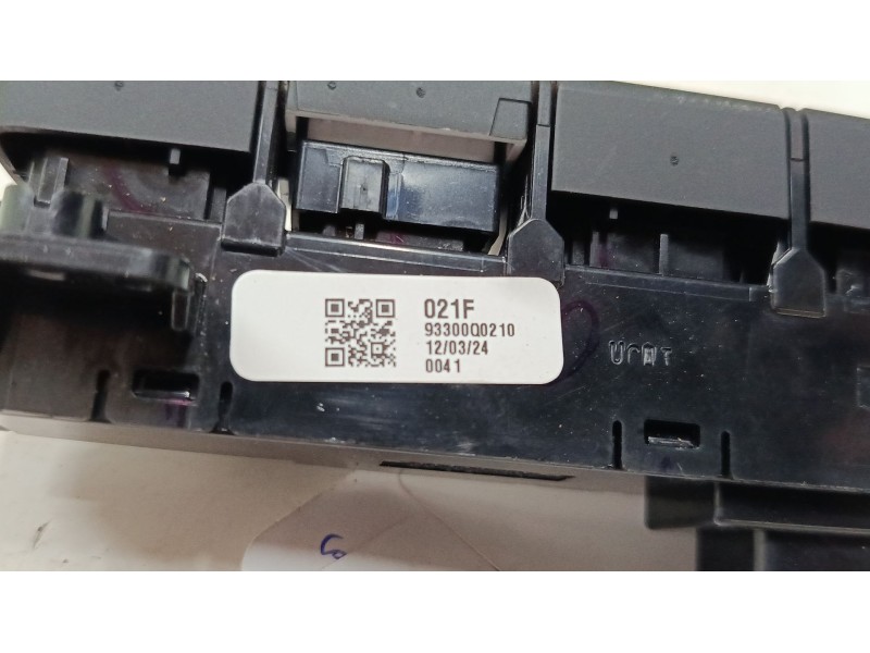 Recambio de boton park assist para hyundai i20 iii (bc3, bi3) 1.2 1.2 referencia OEM IAM 93300Q0210  