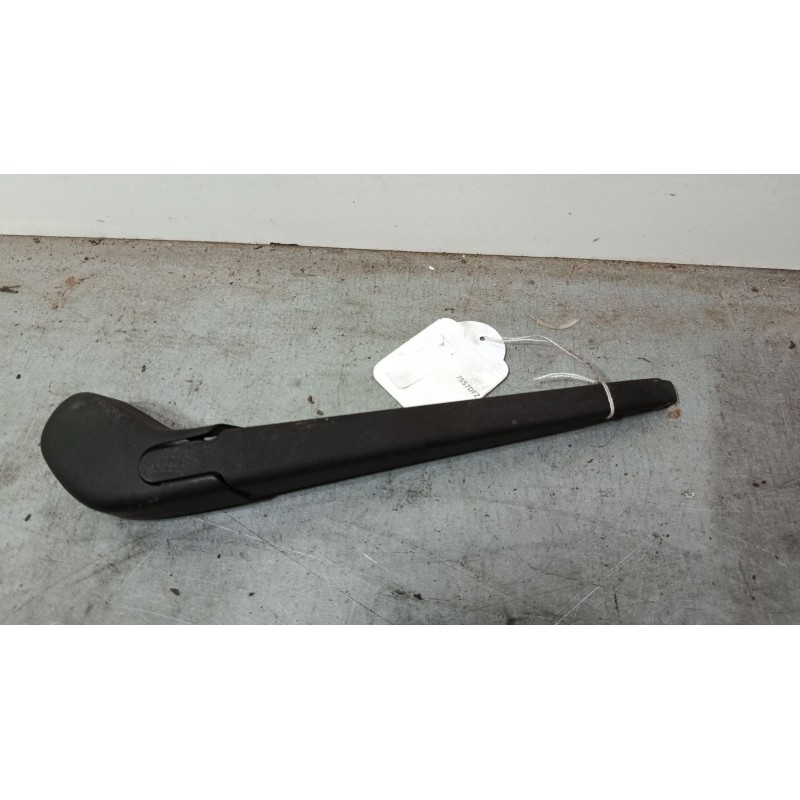 Recambio de brazo limpia trasero para ford focus ii (da_, hcp, dp) 1.6 tdci referencia OEM IAM   