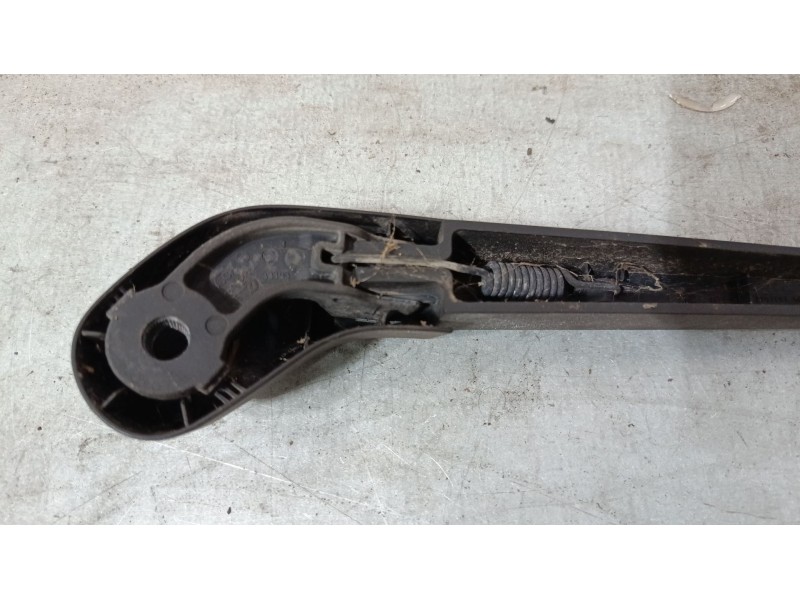 Recambio de brazo limpia trasero para ford focus ii (da_, hcp, dp) 1.6 tdci referencia OEM IAM   