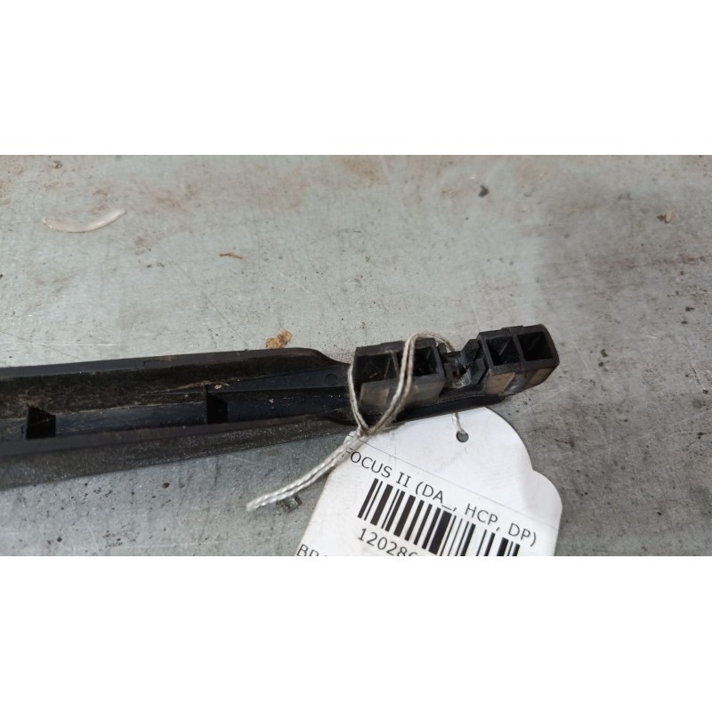 Recambio de brazo limpia trasero para ford focus ii (da_, hcp, dp) 1.6 tdci referencia OEM IAM   