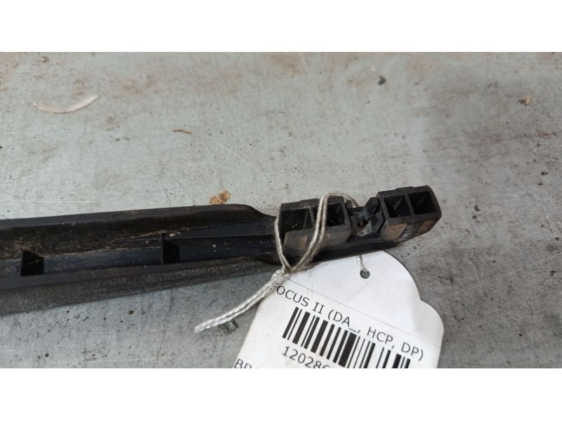 Recambio de brazo limpia trasero para ford focus ii (da_, hcp, dp) 1.6 tdci referencia OEM IAM   