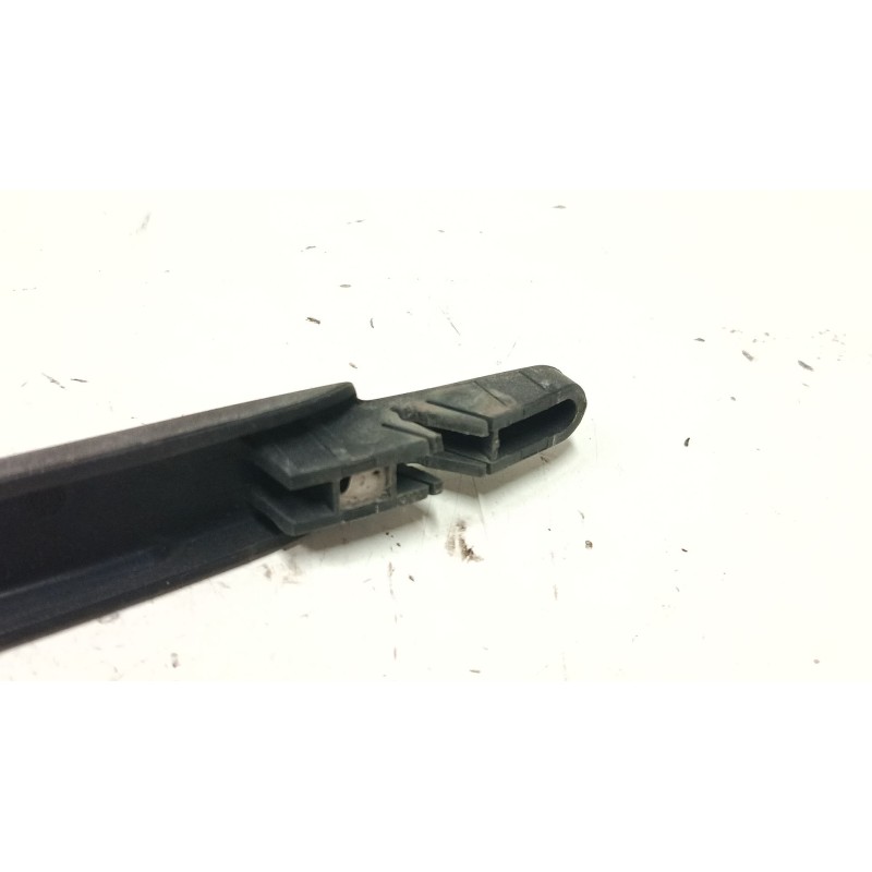 Recambio de brazo limpia trasero para renault megane i coach (da0/1_) 1.6 16v (da0b, da04, da11) referencia OEM IAM   