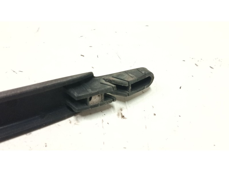 Recambio de brazo limpia trasero para renault megane i coach (da0/1_) 1.6 16v (da0b, da04, da11) referencia OEM IAM   
