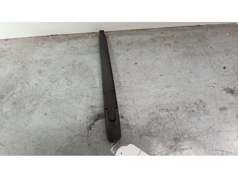 Recambio de brazo limpia trasero para hyundai tucson (tl, tle) 1.7 crdi referencia OEM IAM   
