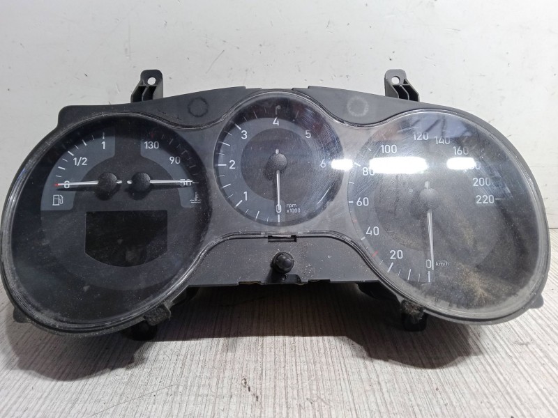 Recambio de cuadro instrumentos para seat leon (1p1) 1.9 tdi referencia OEM IAM 110080368011  