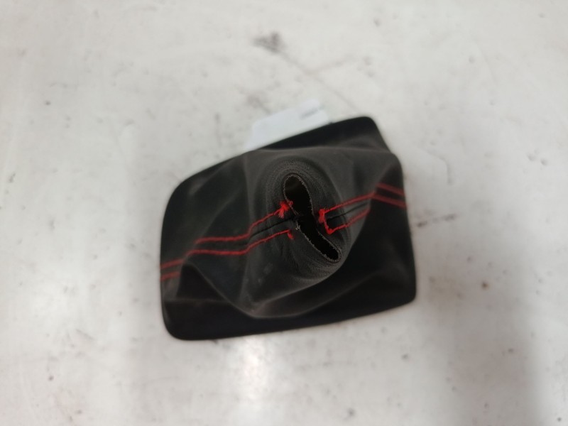 Recambio de funda palanca cambio para hyundai i20 iii (bc3, bi3) 1.2 1.2 referencia OEM IAM   