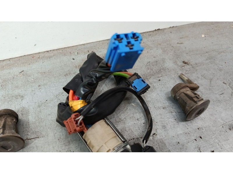 Recambio de kit bombines para peugeot 206 hatchback (2a/c) 1.6 16v referencia OEM IAM   