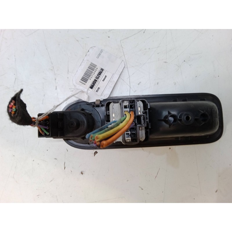 Recambio de mando elevalunas delantero izquierdo para renault clio iii (br0/1, cr0/1) 1.5 dci (br17, cr17) referencia OEM IAM   