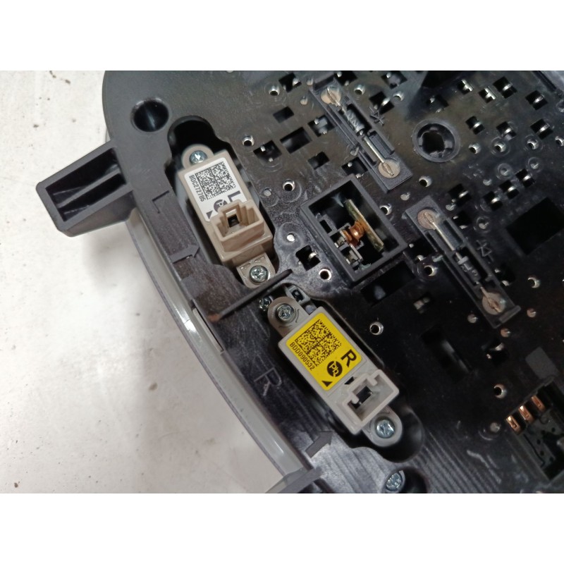 Recambio de luz interior delantera para hyundai i20 iii (bc3, bi3) 1.2 1.2 referencia OEM IAM   