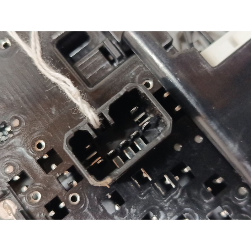 Recambio de luz interior delantera para hyundai i20 iii (bc3, bi3) 1.2 1.2 referencia OEM IAM   