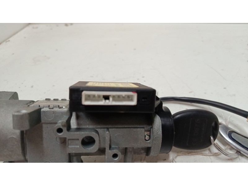 Recambio de clausor para chevrolet aveo / kalos hatchback (t250, t255) 1.4 referencia OEM IAM   
