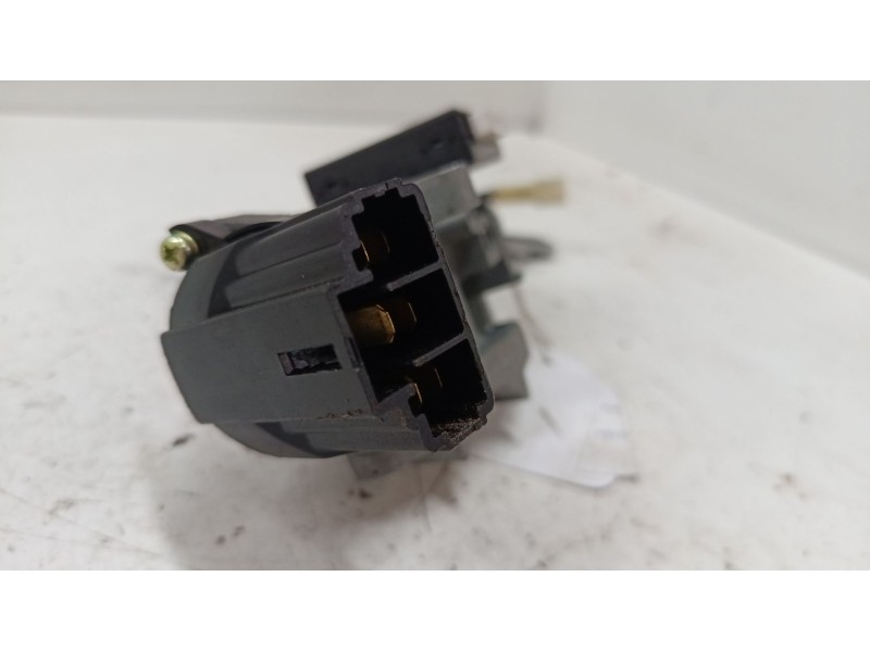 Recambio de clausor para chevrolet aveo / kalos hatchback (t250, t255) 1.4 referencia OEM IAM   