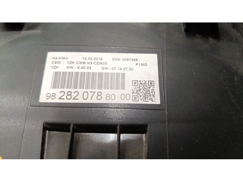 Recambio de cuadro instrumentos para opel crossland x / crossland (p17, p2qo) 1.2 (75) referencia OEM IAM 982820788000  