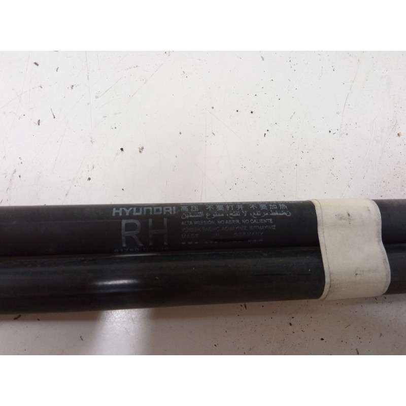 Recambio de amortiguadores maletero / porton para hyundai tucson (tl, tle) 1.7 crdi referencia OEM IAM   
