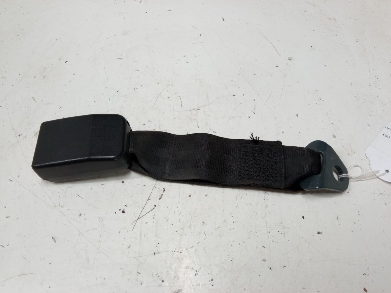 Recambio de anclaje cinturon trasero central para peugeot 206+ (2l_, 2m_) 1.4 hdi eco 70 referencia OEM IAM   