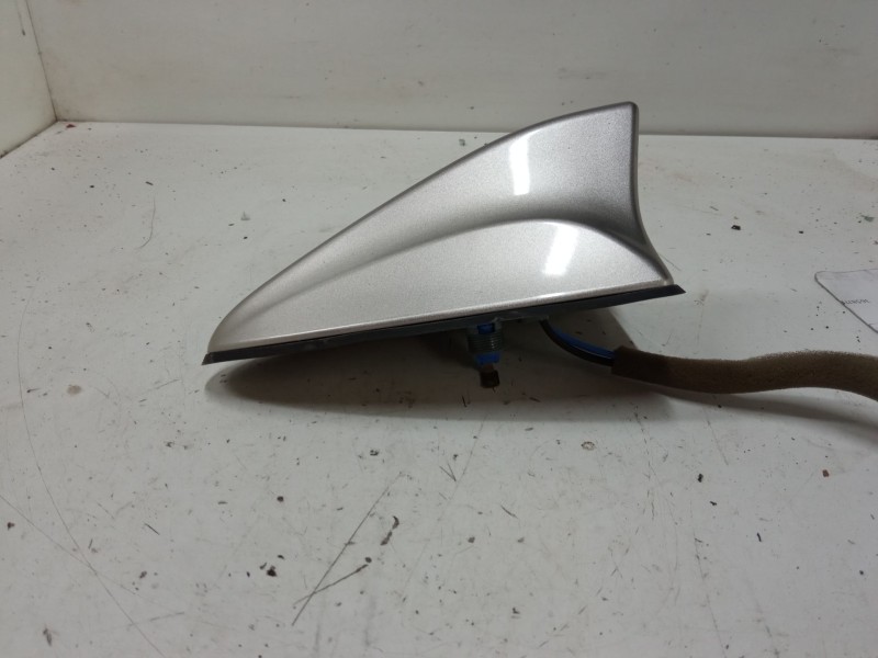 Recambio de base de antena para hyundai tucson (tl, tle) 1.7 crdi referencia OEM IAM   