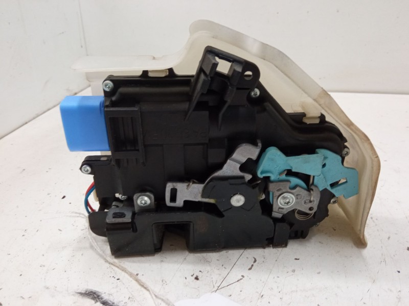 Recambio de cerradura puerta delantera derecha para volkswagen golf plus v (5m1, 521) 1.4 tsi referencia OEM IAM   