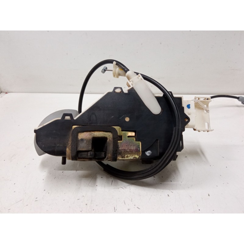 Recambio de cerradura puerta delantera izquierda para citroën c4 i (lc_) 1.6 hdi referencia OEM IAM 9647172680  