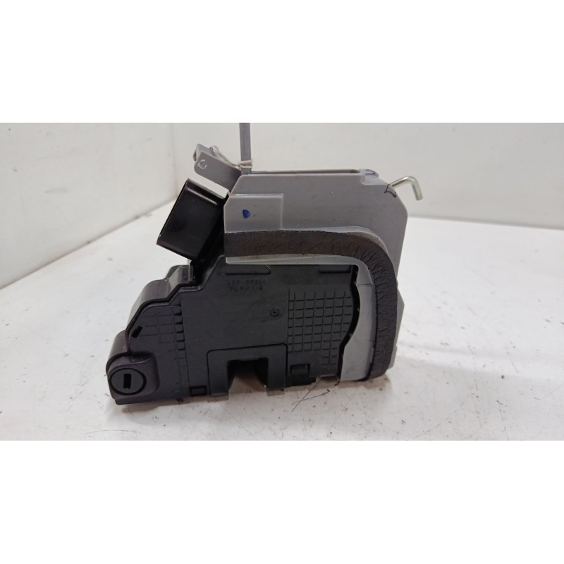 Recambio de cerradura puerta trasera derecha para hyundai i20 iii (bc3, bi3) 1.2 1.2 referencia OEM IAM   