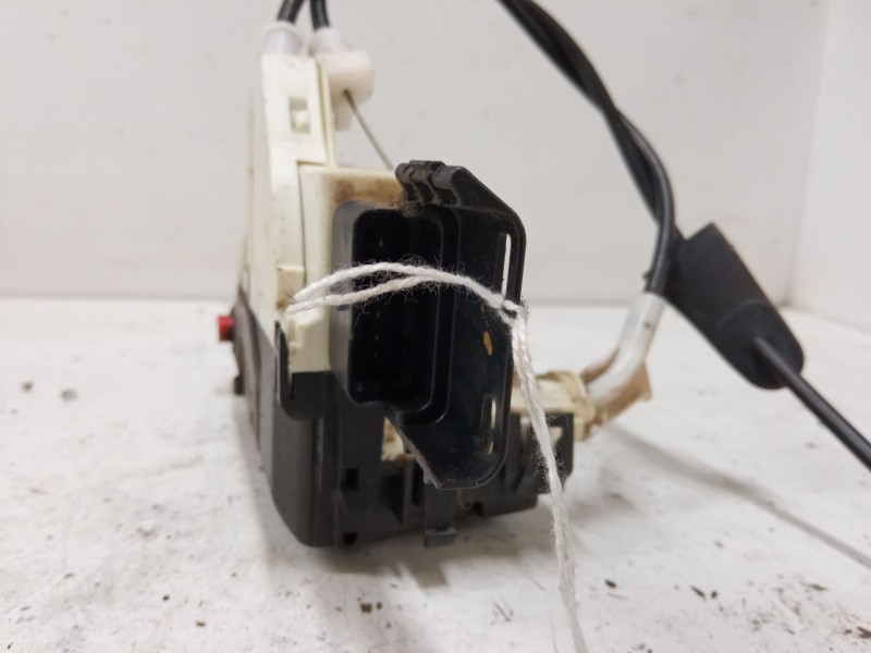 Recambio de cerradura puerta trasera izquierda para peugeot 308 sw i (4e_, 4h_) 1.6 hdi referencia OEM IAM   