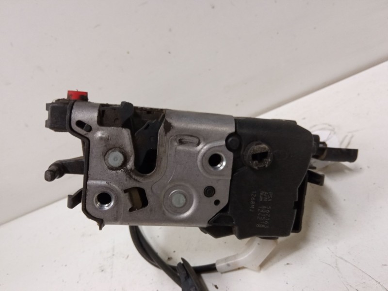 Recambio de cerradura puerta trasera izquierda para peugeot 308 sw i (4e_, 4h_) 1.6 hdi referencia OEM IAM   