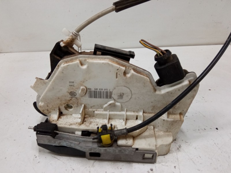 Recambio de cerradura puerta trasera izquierda para seat ibiza iv sc (6j1, 6p5) 1.2 referencia OEM IAM   