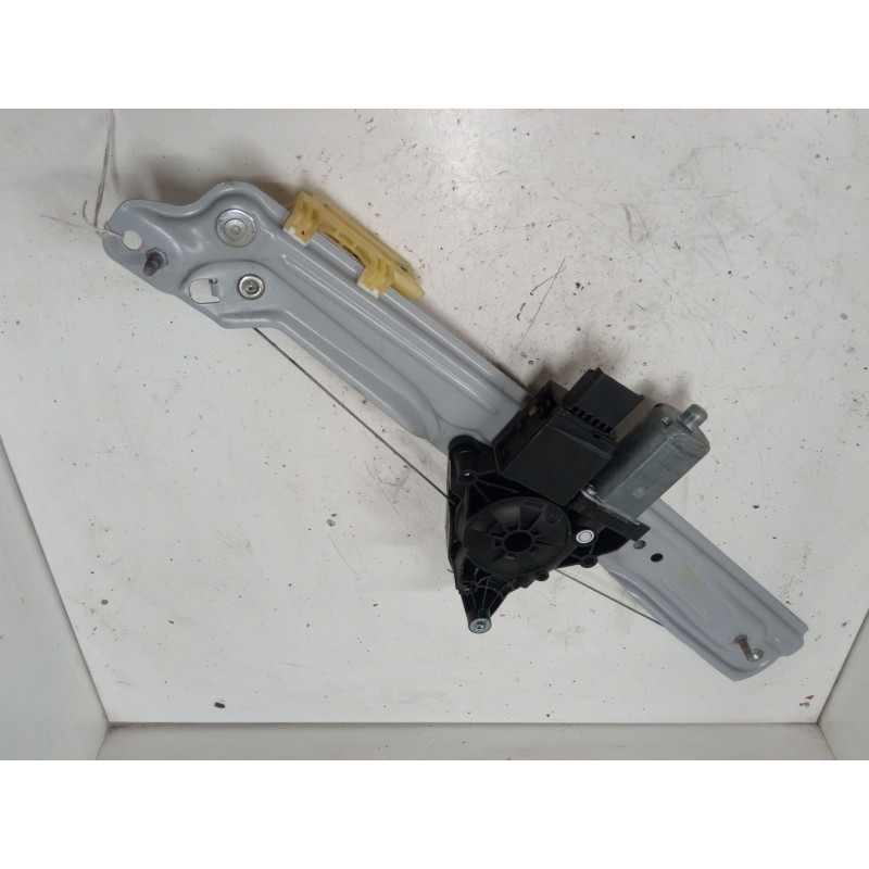 Recambio de elevalunas electrico trasero izquierdo para opel crossland x / crossland (p17, p2qo) 1.2 (75) referencia OEM IAM   