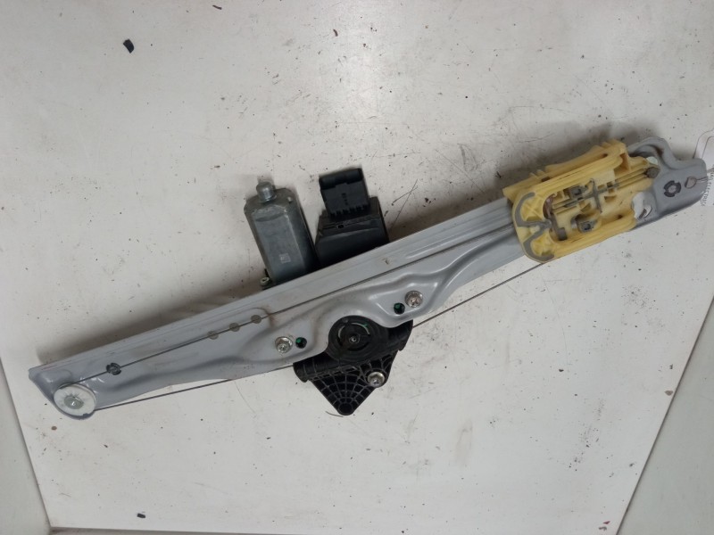 Recambio de elevalunas electrico trasero izquierdo para opel crossland x / crossland (p17, p2qo) 1.2 (75) referencia OEM IAM   