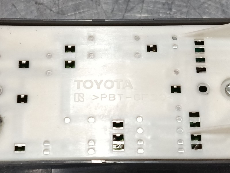 Recambio de mando elevalunas delantero izquierdo para toyota auris (_e15_) 1.6 (zre151_) referencia OEM IAM   
