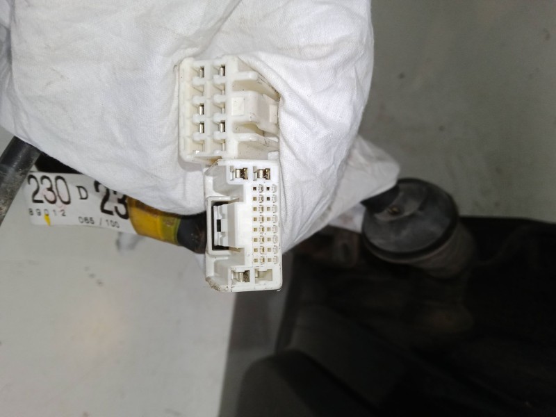 Recambio de porton trasero completo para toyota rav 4 iii (_a3_) 2.2 d 4wd (ala30_) referencia OEM IAM completo  