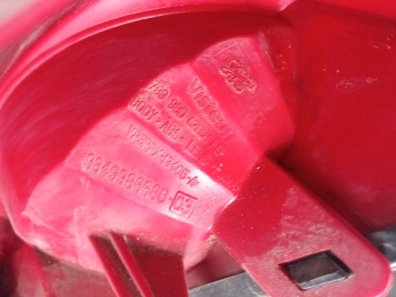 Recambio de piloto trasero izquierdo para peugeot 207/207+ (wa_, wc_) 1.6 hdi referencia OEM IAM 9649986680  