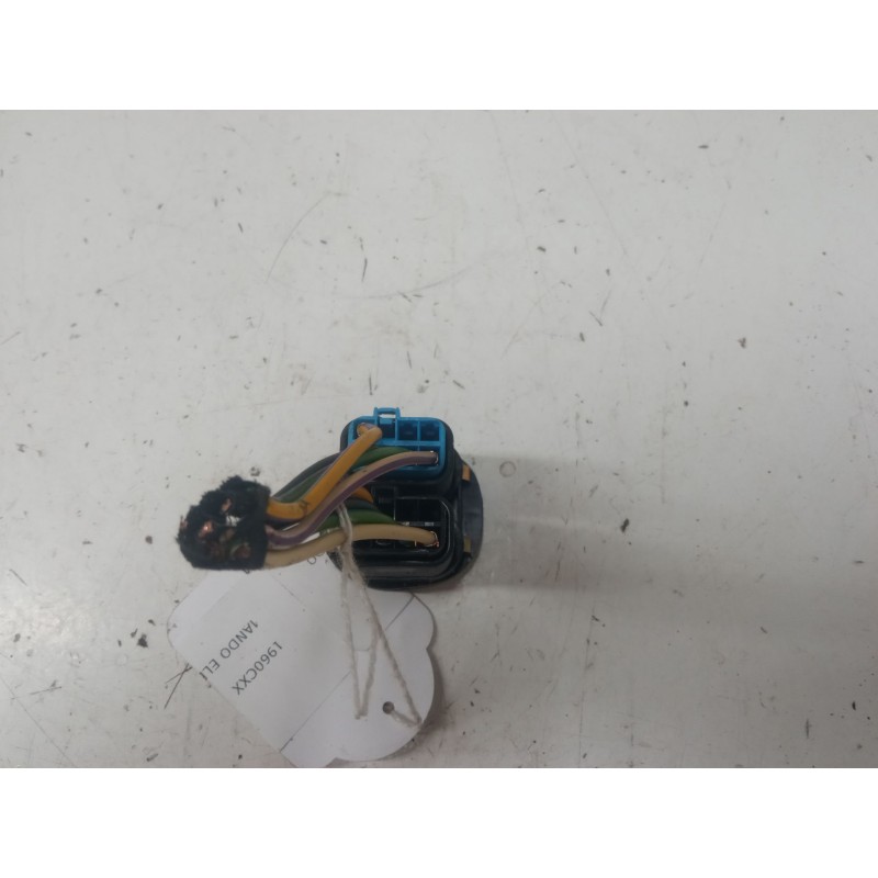 Recambio de mando elevalunas delantero izquierdo para ford fiesta v (jh_, jd_) 1.4 16v referencia OEM IAM   