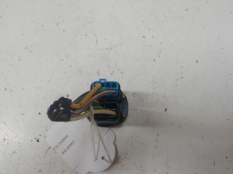Recambio de mando elevalunas delantero izquierdo para ford fiesta v (jh_, jd_) 1.4 16v referencia OEM IAM   