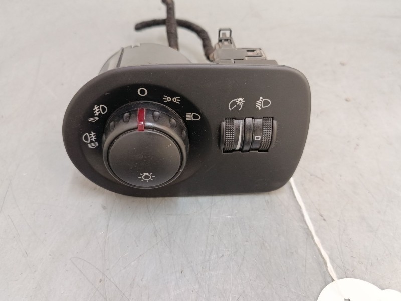 Recambio de conmutador de luces para seat leon (1p1) 1.9 tdi referencia OEM IAM 1P1941431B  