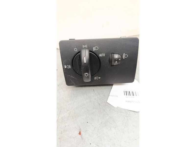 Recambio de mando luces para ford fusion (ju_) 1.6 tdci referencia OEM IAM 6S6T13A024AA  