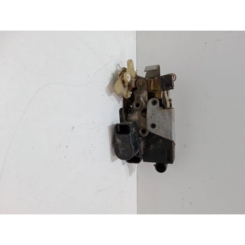 Recambio de cerradura puerta delantera derecha para fiat bravo i (182_) 1.6 16v (182.ab) referencia OEM IAM   