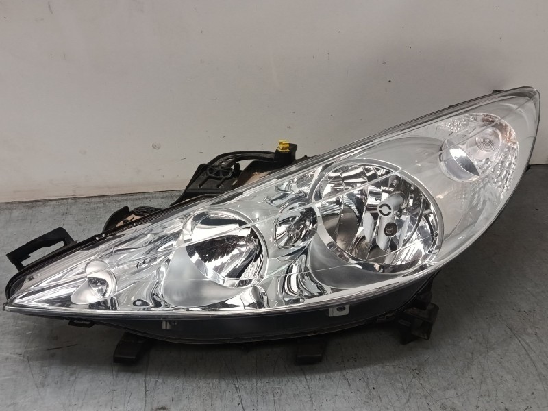 Recambio de faro izquierdo para peugeot 207/207+ (wa_, wc_) 1.6 hdi referencia OEM IAM 085501140L  