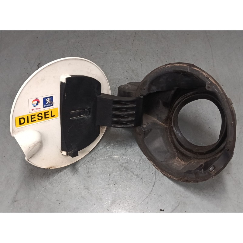 Recambio de tapa exterior combustible para peugeot 207/207+ (wa_, wc_) 1.6 hdi referencia OEM IAM 9681730680  