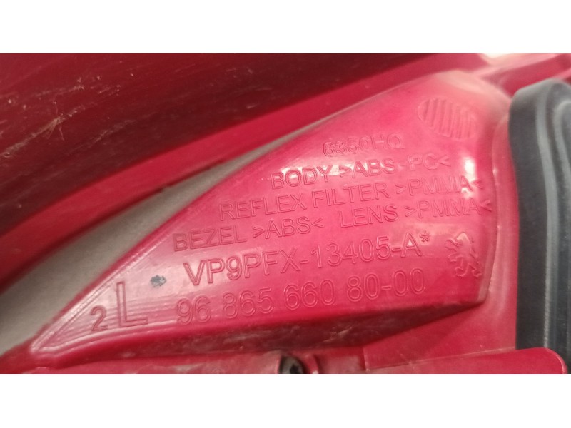 Recambio de piloto trasero izquierdo para peugeot 207/207+ (wa_, wc_) 1.6 hdi referencia OEM IAM 9686566080  