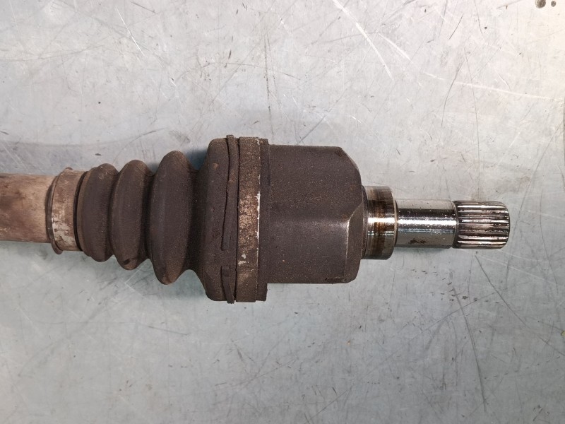 Recambio de transmision delantera izquierda para peugeot 207/207+ (wa_, wc_) 1.6 hdi referencia OEM IAM 9656132580  