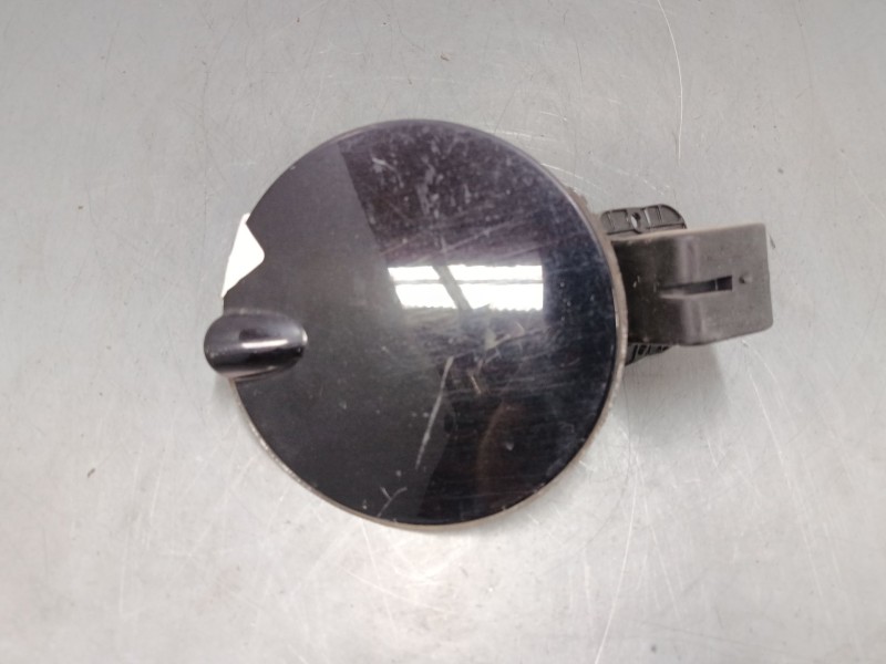 Recambio de tapa exterior combustible para opel corsa c (x01) 1.2 (f08, f68) referencia OEM IAM   