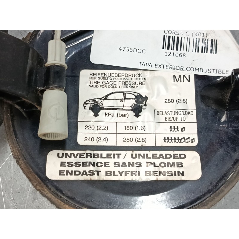 Recambio de tapa exterior combustible para opel corsa c (x01) 1.2 (f08, f68) referencia OEM IAM   
