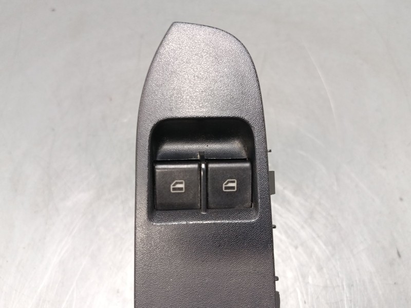 Recambio de mando elevalunas delantero izquierdo para seat ibiza iii (6l1) 1.4 16v referencia OEM IAM   