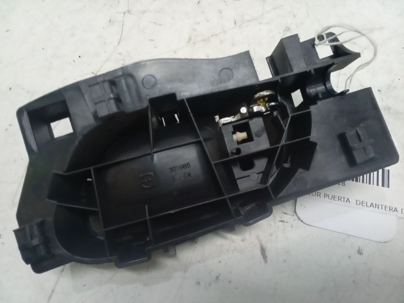 Recambio de maneta interior puerta delantera derecha para peugeot 207/207+ (wa_, wc_) 1.6 hdi referencia OEM IAM 303965  