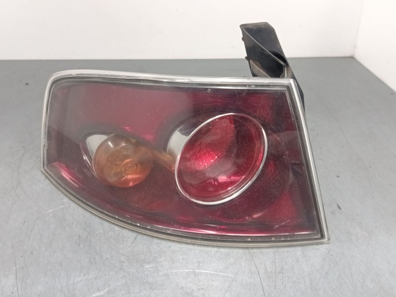 Recambio de piloto trasero izquierdo para seat ibiza iii (6l1) 1.4 16v referencia OEM IAM   