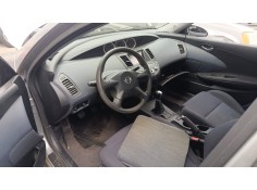 nissan primera hatchback (p12) del año 2004